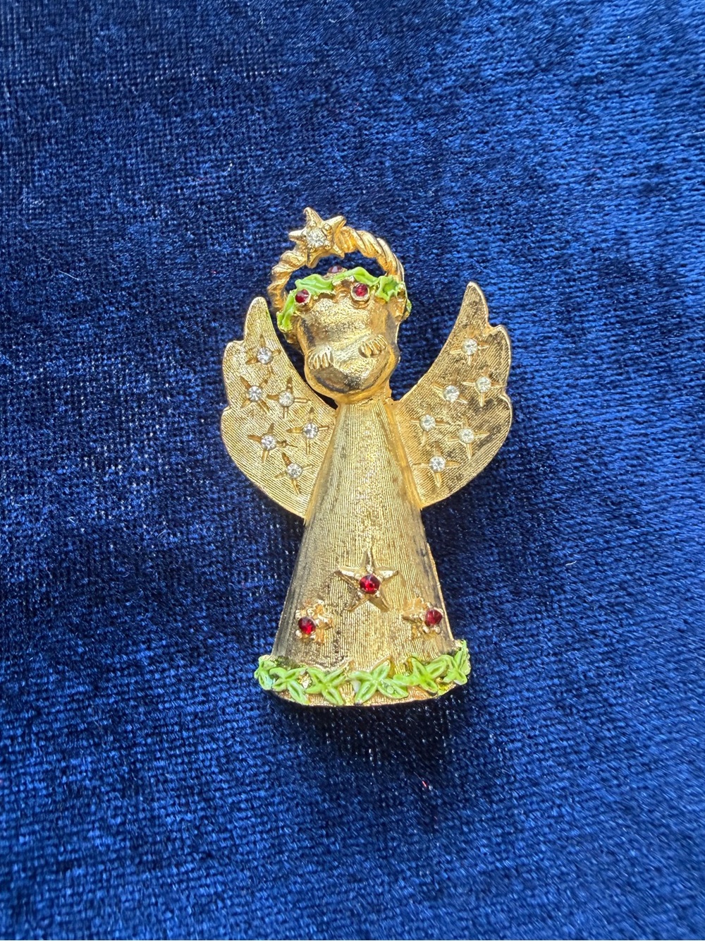 Angel Brooch Signed ART Arthur Pepper Gold Tone Christmas Holiday Holly Leaves